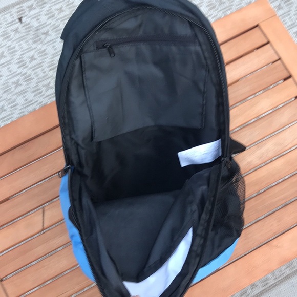 Inaria Backpack - Picture 4 of 5